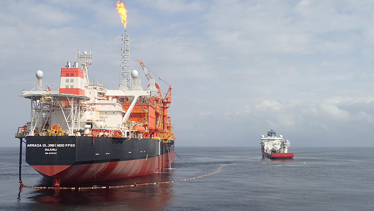 oil-gas-marine-hoses-hoses-for-fpso-tandem-offloading-service-master-image-4